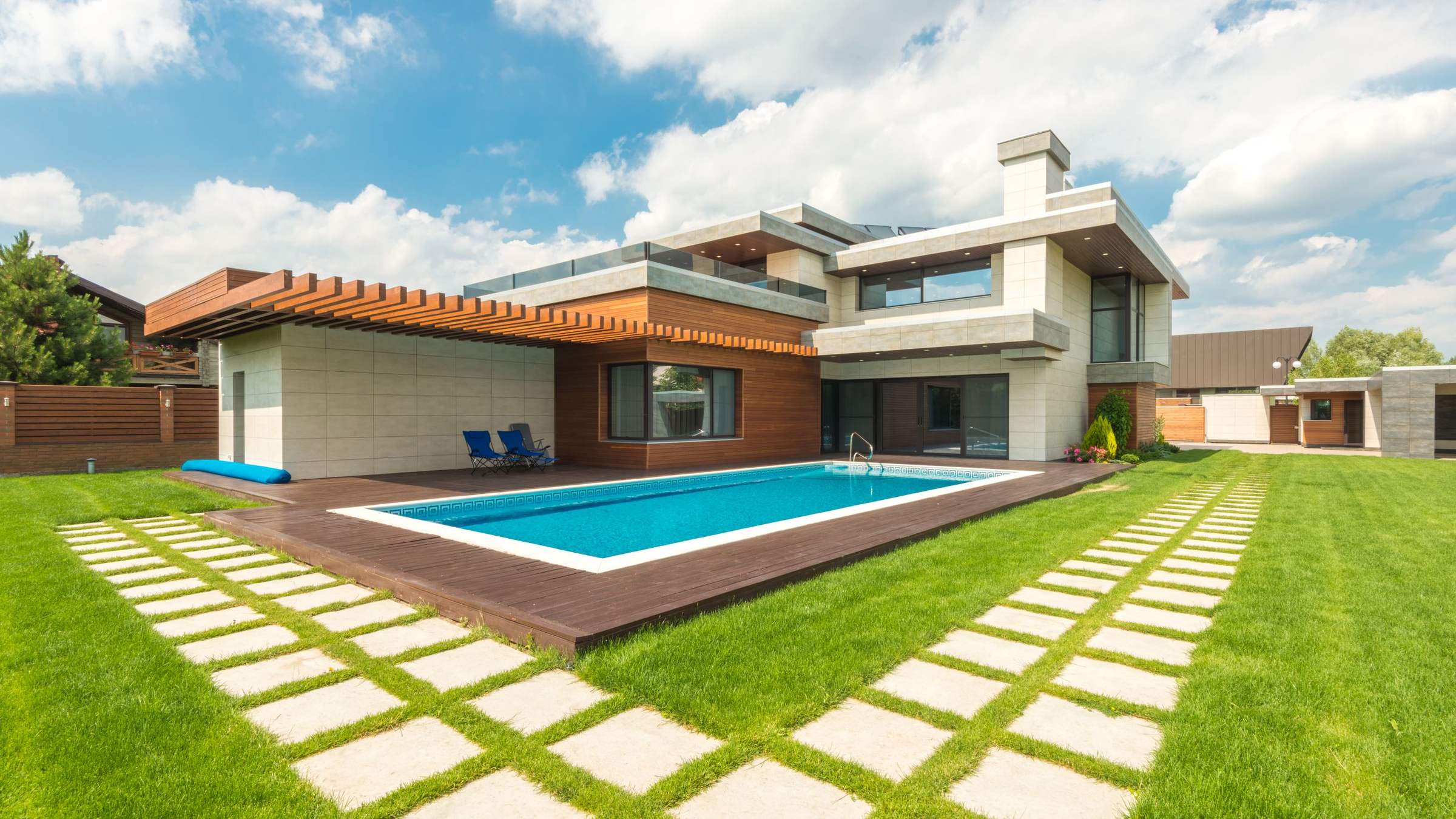 Australian pool builders at work